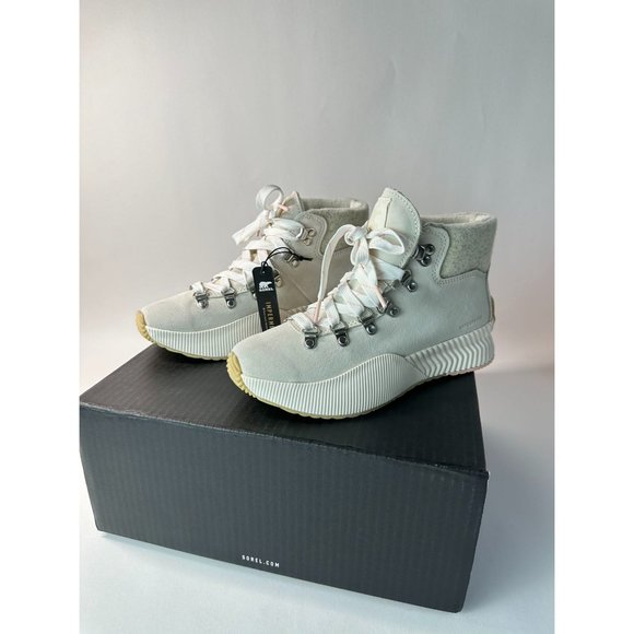 Sorel Out N About III Conquest Women's Chalk/Sea Salt Boots Size 6 - Picture 9 of 10